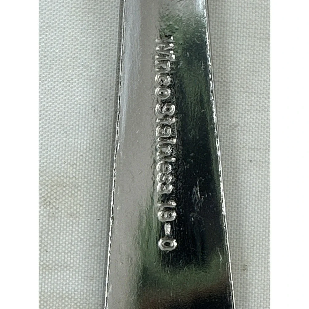 Winco 217 18-0 Stainless Steel Serving Spoons 7 3/4